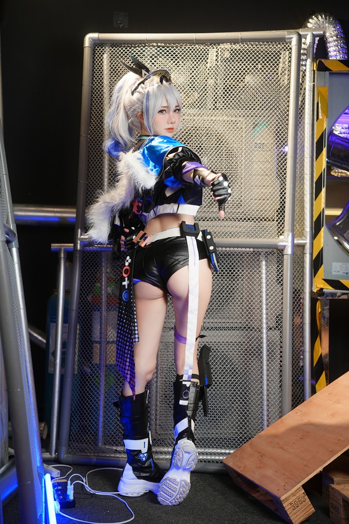 Sally Dorasnow – Silver Wolf (Honkai: Star Rail) Sally Dorasnow – Silver Wolf (Honkai: Star Rail)