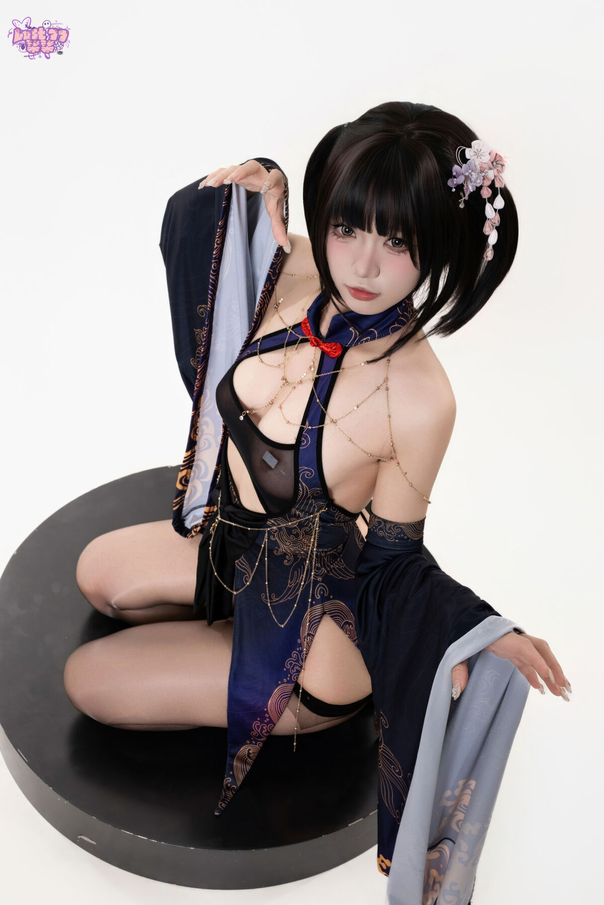 Coser@ Qi Qi Be Good - Zidian (70P) Coser@ Qi Qi Be Good - Zidian (70P)
