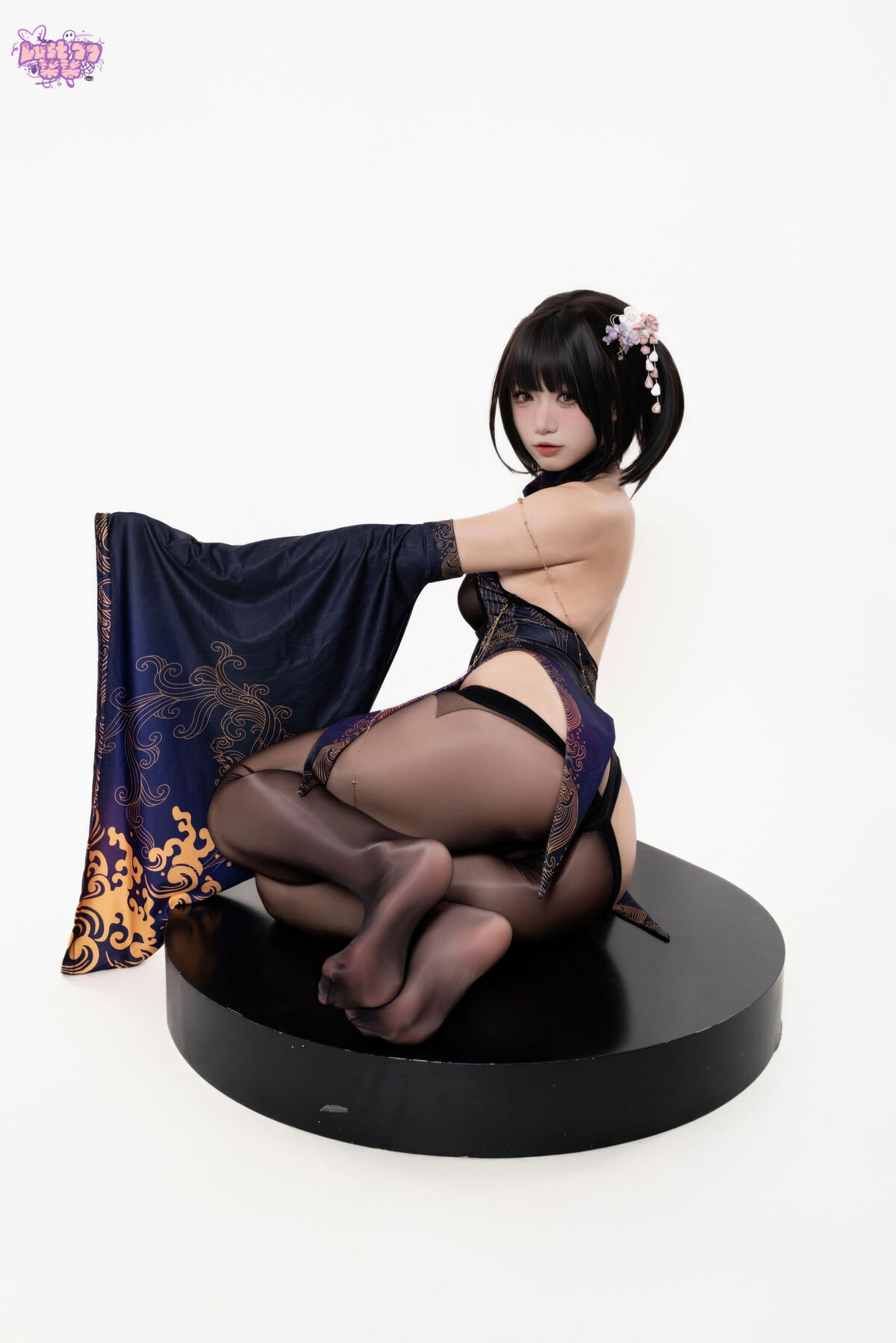 Coser@ Qi Qi Be Good - Zidian (70P) Coser@ Qi Qi Be Good - Zidian (70P)