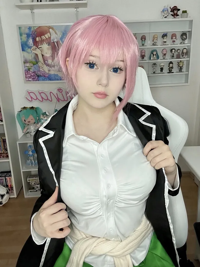 Upminaa - Ichika Upminaa - Ichika