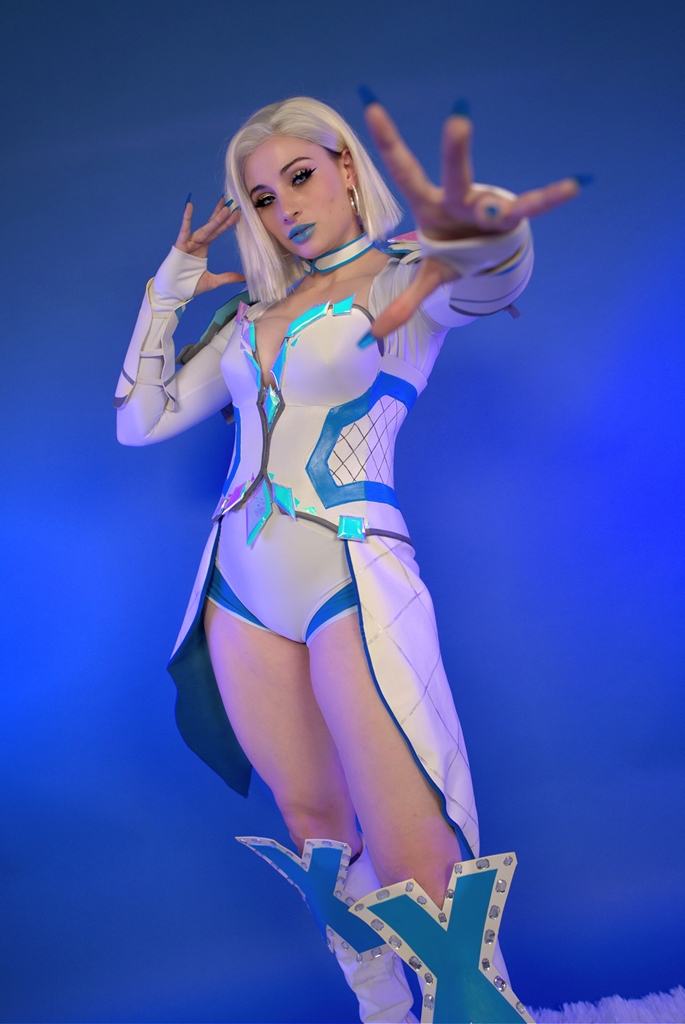 Kayla Erin – Emma Frost 1 Kayla Erin – Emma Frost 1
