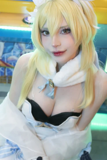 Hitomi Okami - Bunny Lumine 6 Hitomi Okami - Bunny Lumine