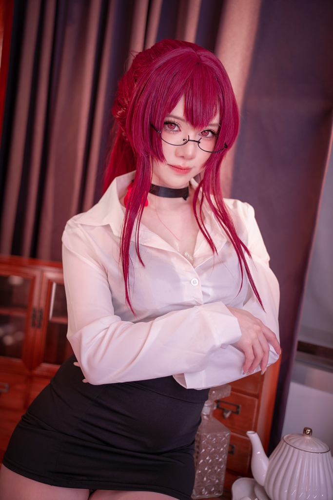 Sally Dorasnow – Kafka Office Lady (Honkai: Star Rail) Sally Dorasnow – Kafka Office Lady (Honkai: Star Rail)