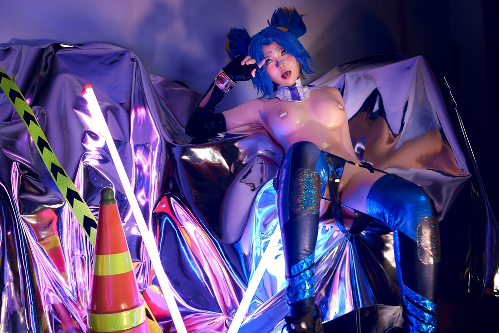 ZinieQ – Neon (Valorant) ZinieQ – Neon (Valorant)