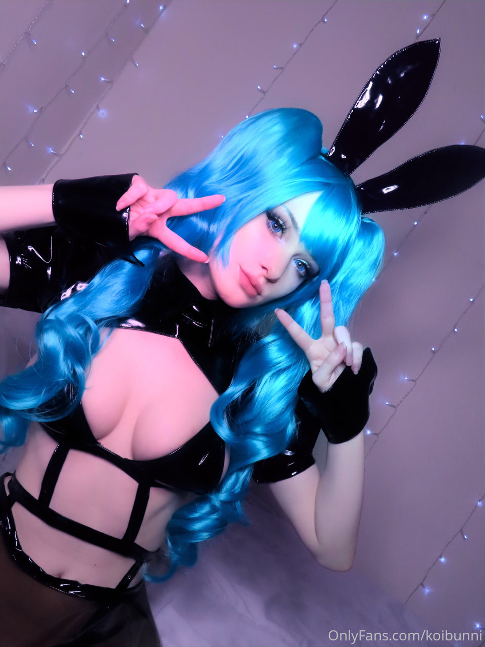 Bunni Lynn - Cyber Miku Bunni Lynn - Cyber Miku