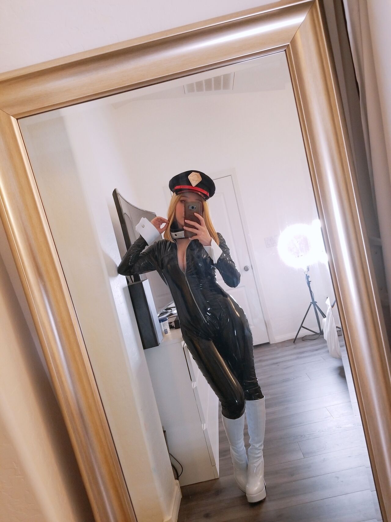 Rinnie Riot - Camie Rinnie Riot - Camie