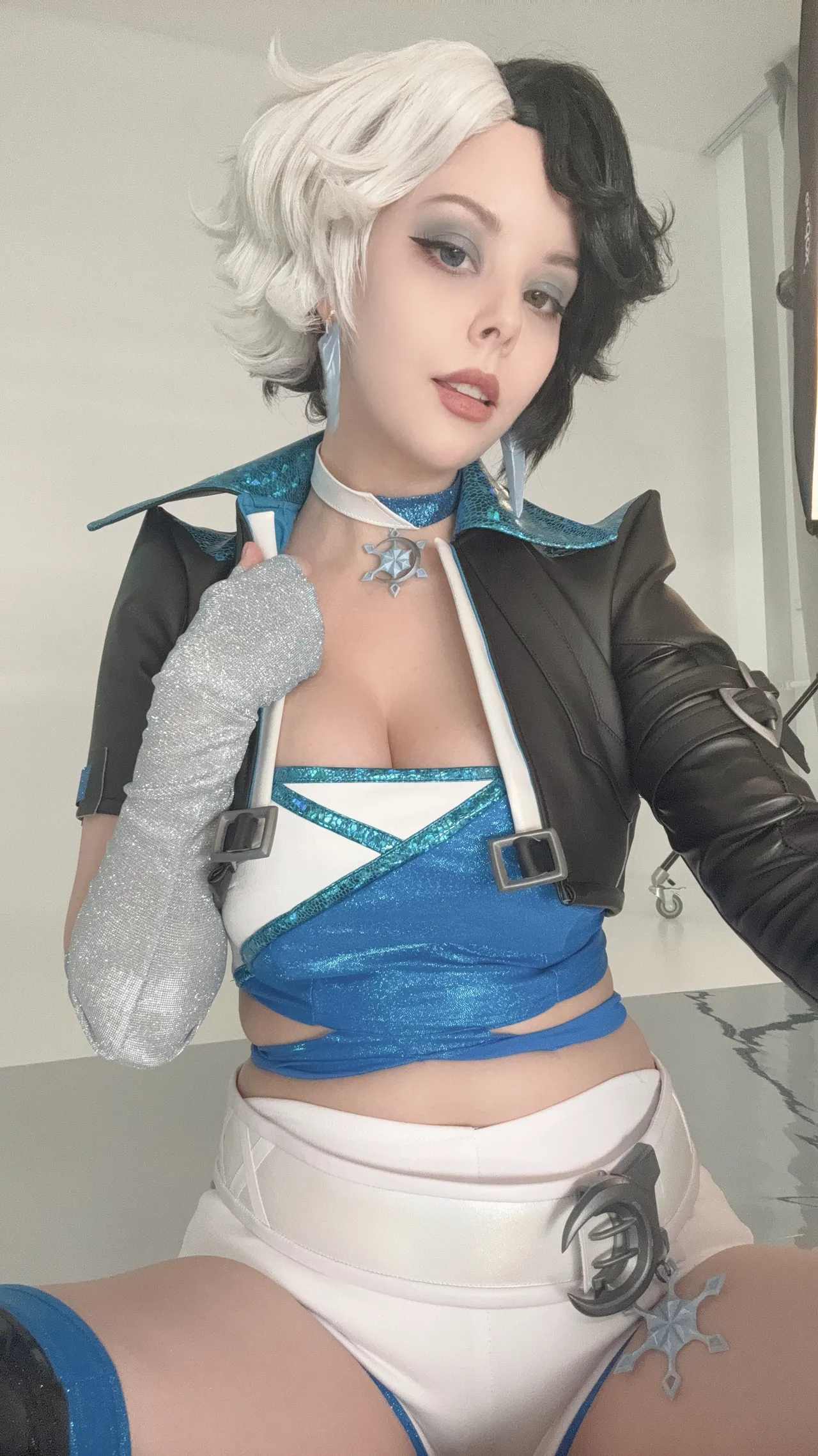 Helly Valentine - Luna Snow selfie Helly Valentine - Luna Snow selfie