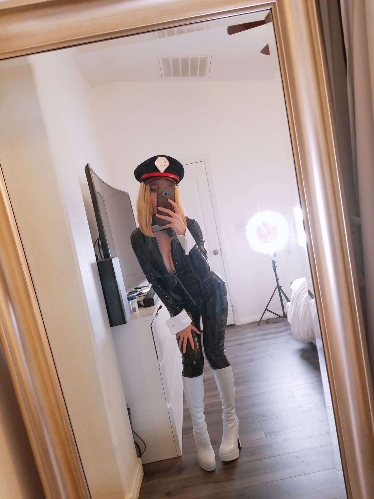 Rinnie Riot - Camie Rinnie Riot - Camie