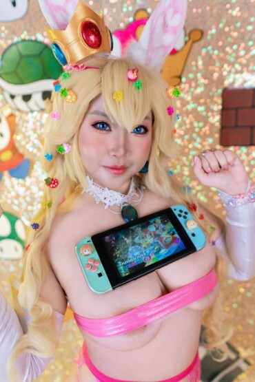 Monica Wos – Peach Bunny Girl 3 Monica Wos – Peach Bunny Girl