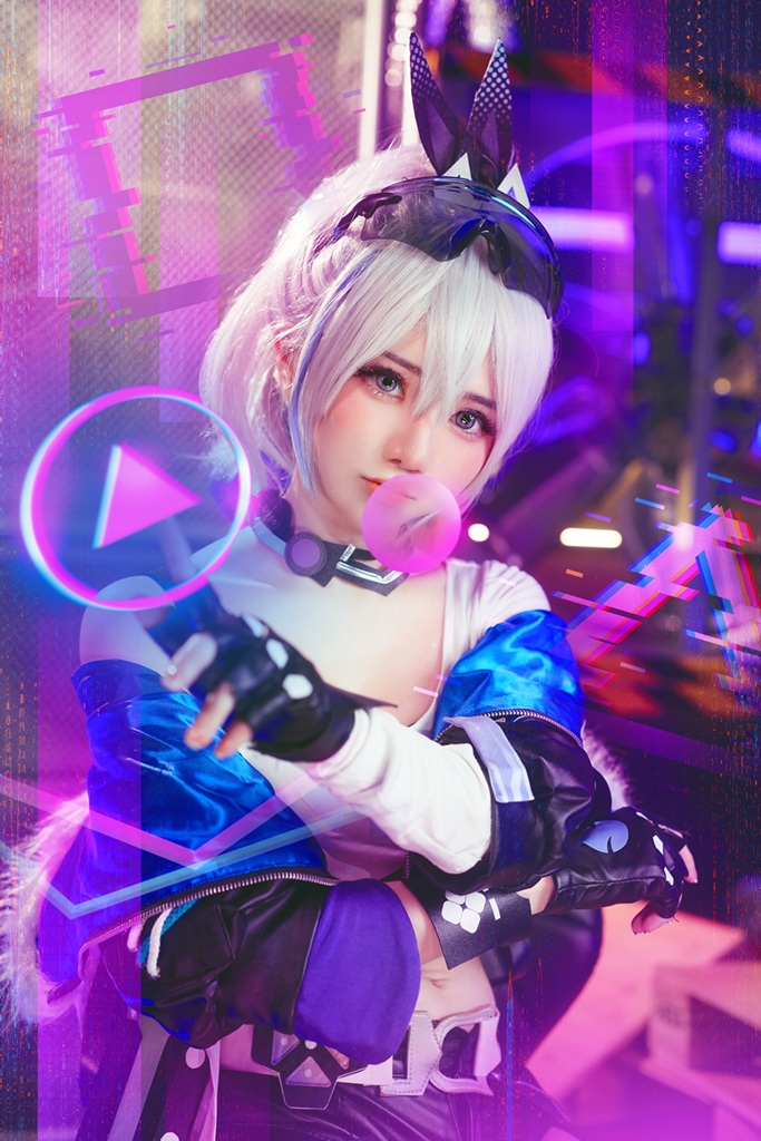 Sally Dorasnow – Silver Wolf (Honkai: Star Rail) Sally Dorasnow – Silver Wolf (Honkai: Star Rail)