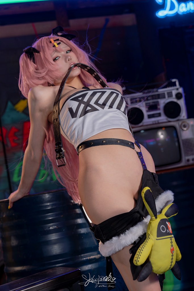 Yaokoututu 咬人小小兔 – Nicole (Zenless Zone Zero) Yaokoututu 咬人小小兔 – Nicole (Zenless Zone Zero)