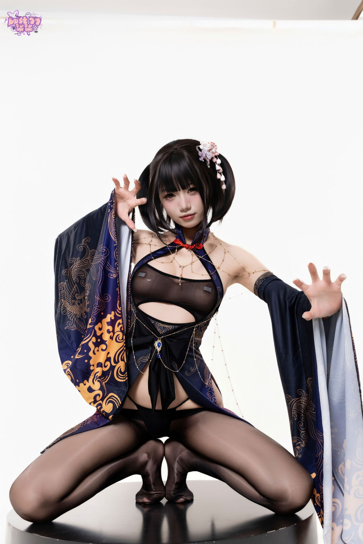 Coser@ Qi Qi Be Good - Zidian (70P) Coser@ Qi Qi Be Good - Zidian (70P)