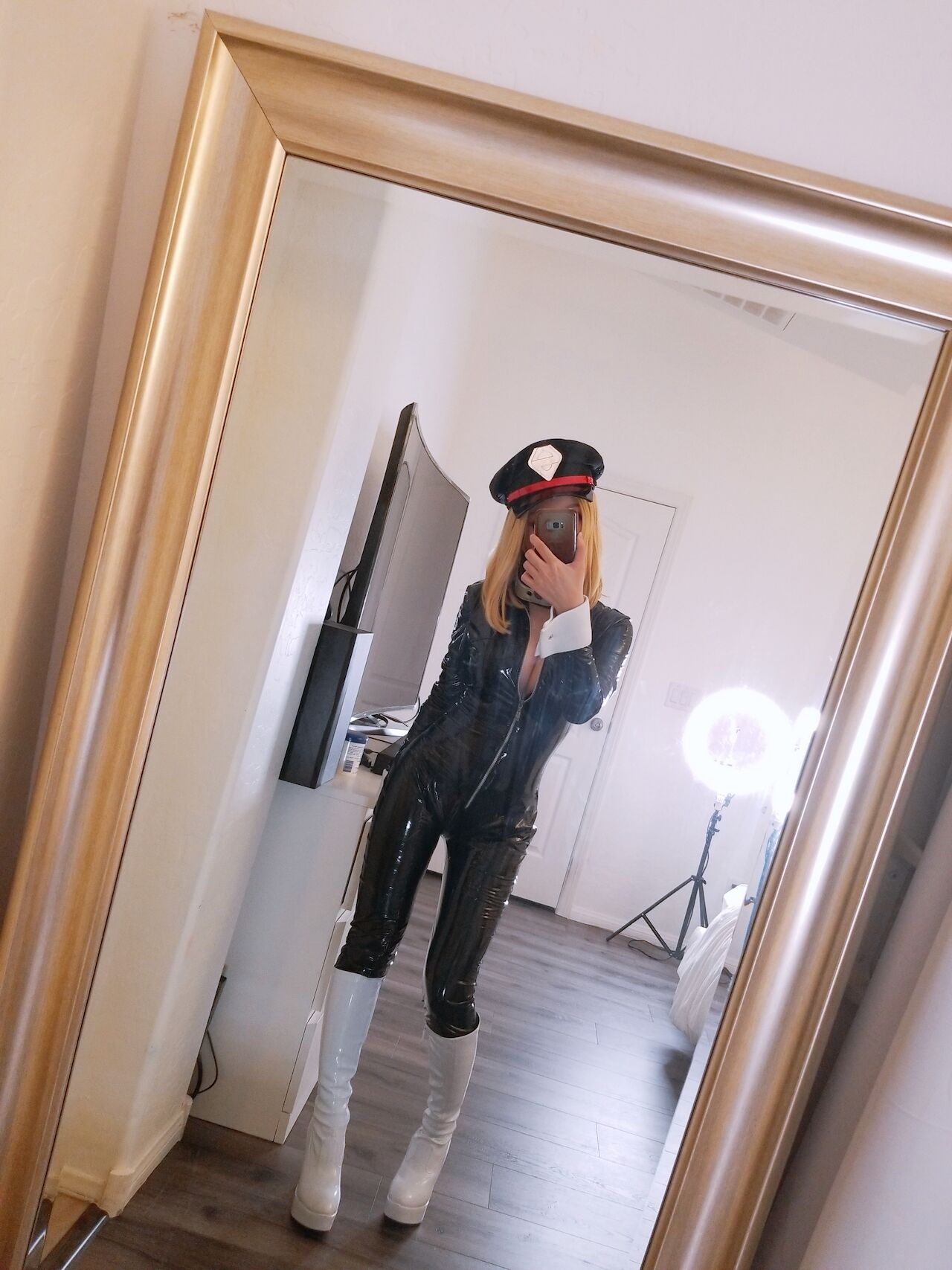 Rinnie Riot - Camie Rinnie Riot - Camie