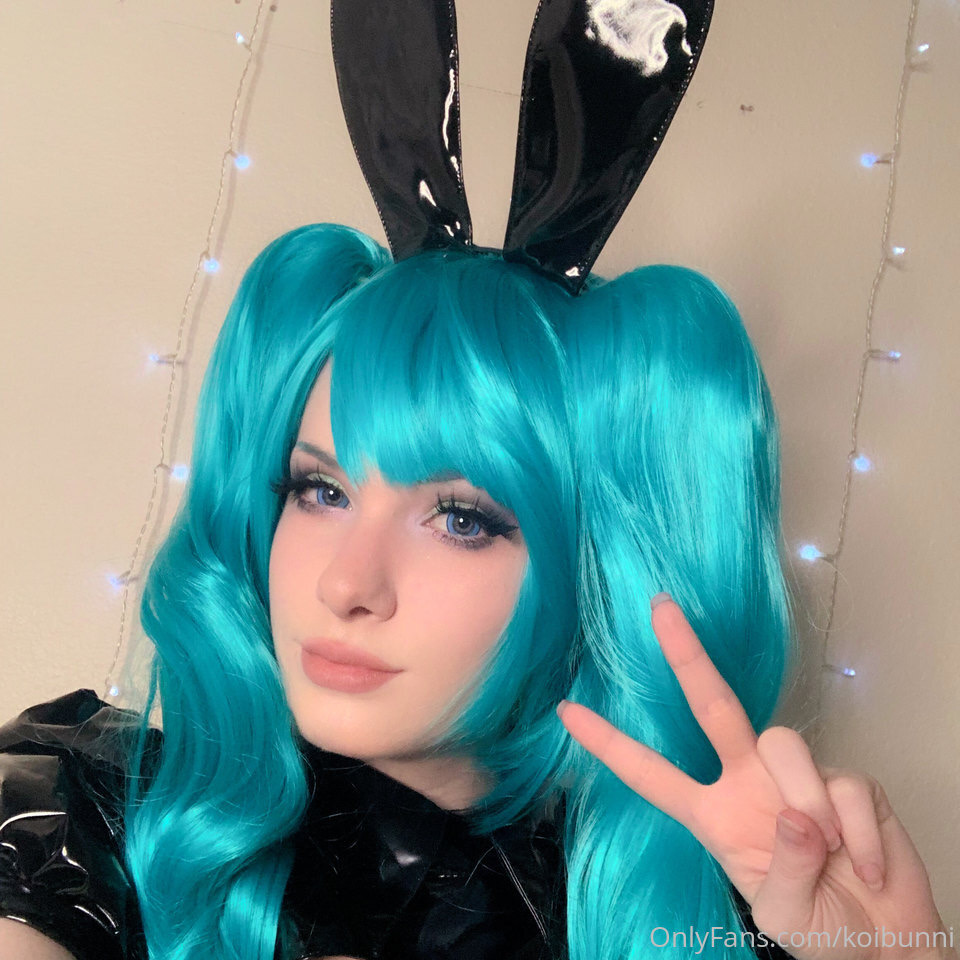 Bunni Lynn - Cyber Miku Bunni Lynn - Cyber Miku