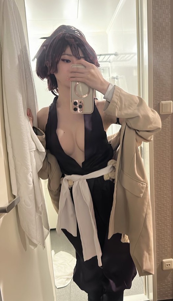 Sally Dorasnow – Yuzuriha (Jigokuraku) Sally Dorasnow – Yuzuriha (Jigokuraku)
