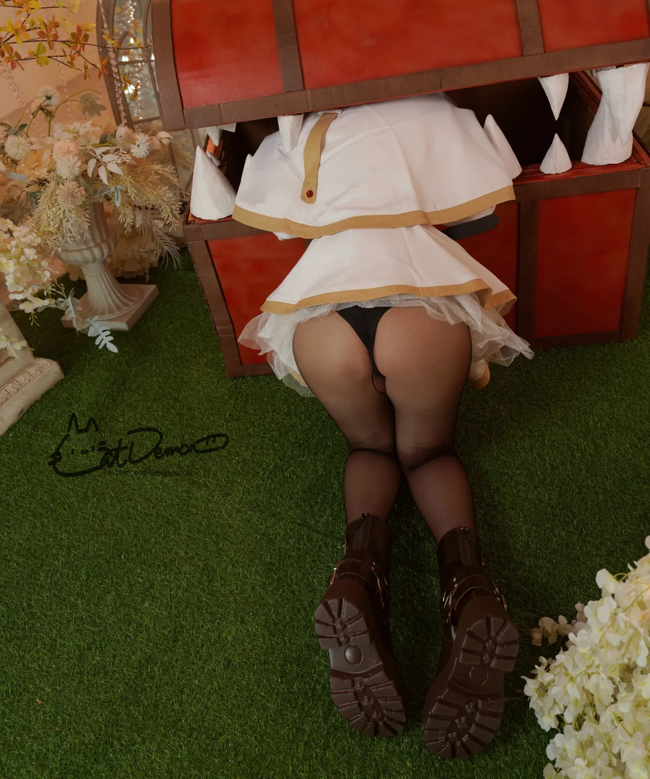 CatDemon Your Meow Cub - Funeral Frilian Frilian CatDemon Your Meow Cub - Funeral Frilian Frilian