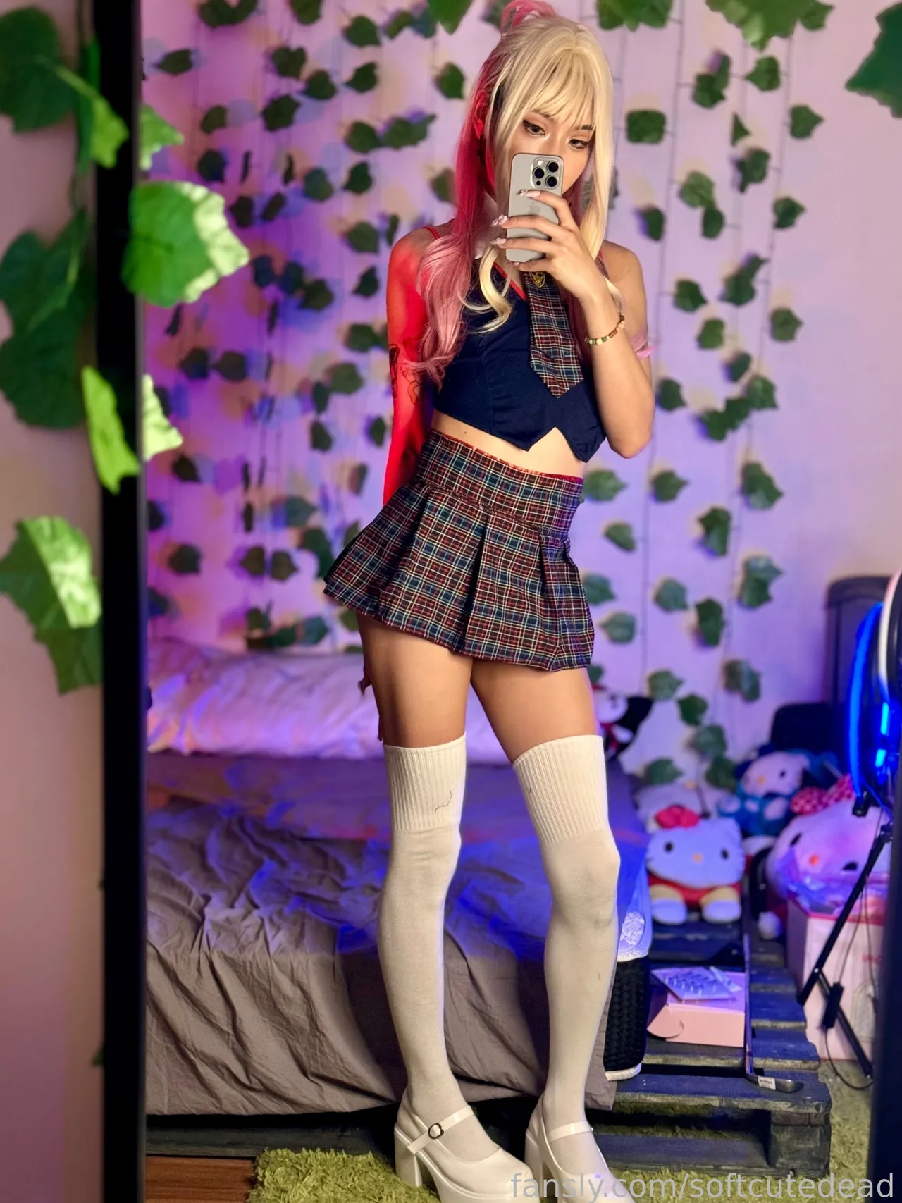 Soft Cute Dead - Marin Soft Cute Dead - Marin