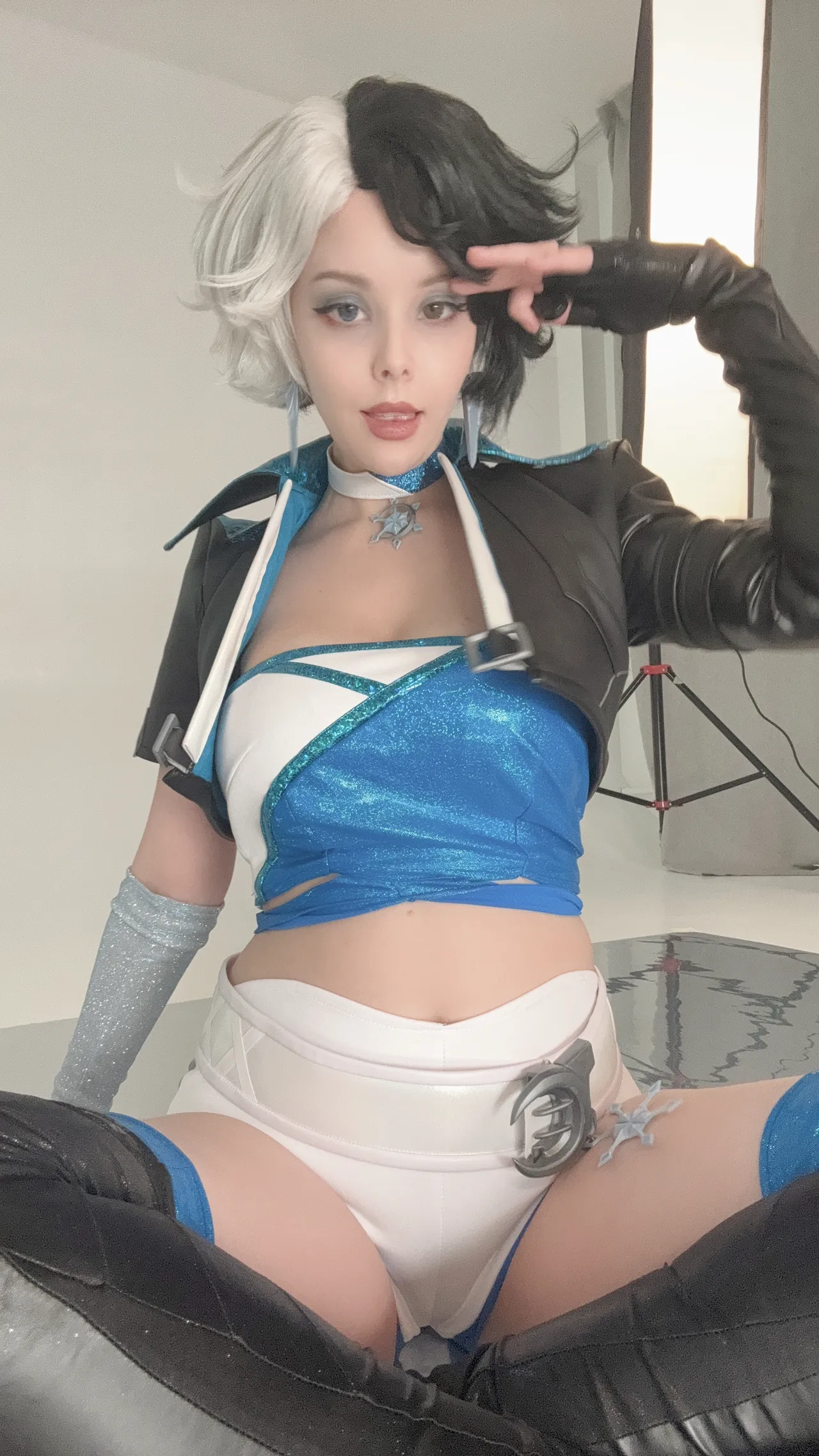 Helly Valentine - Luna Snow selfie Helly Valentine - Luna Snow selfie