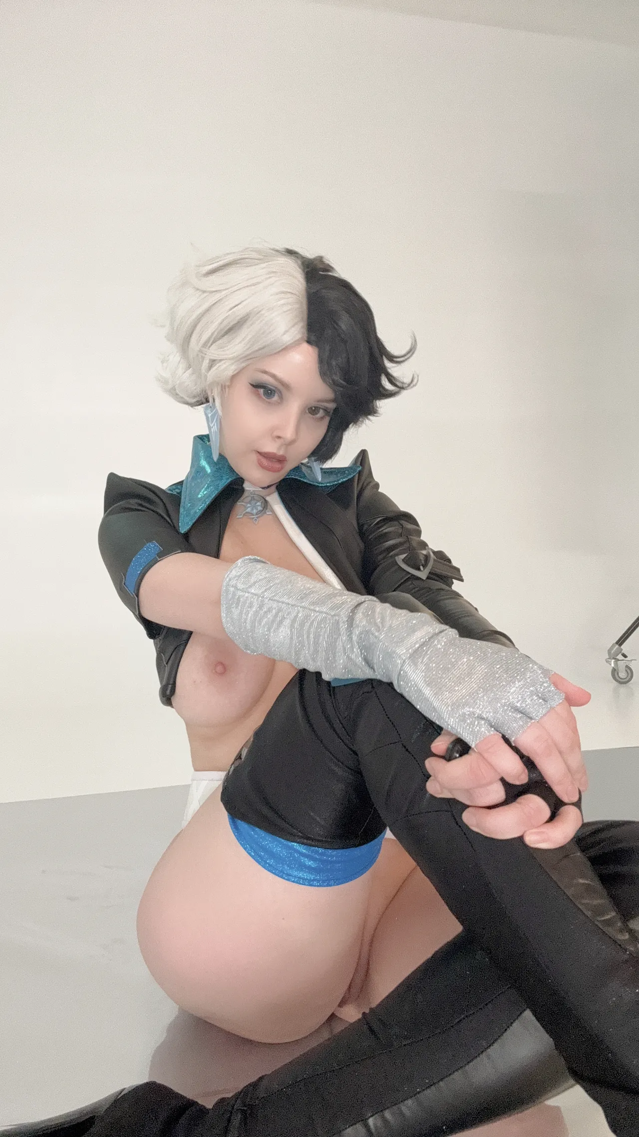 Helly Valentine - Luna Snow selfie Helly Valentine - Luna Snow selfie