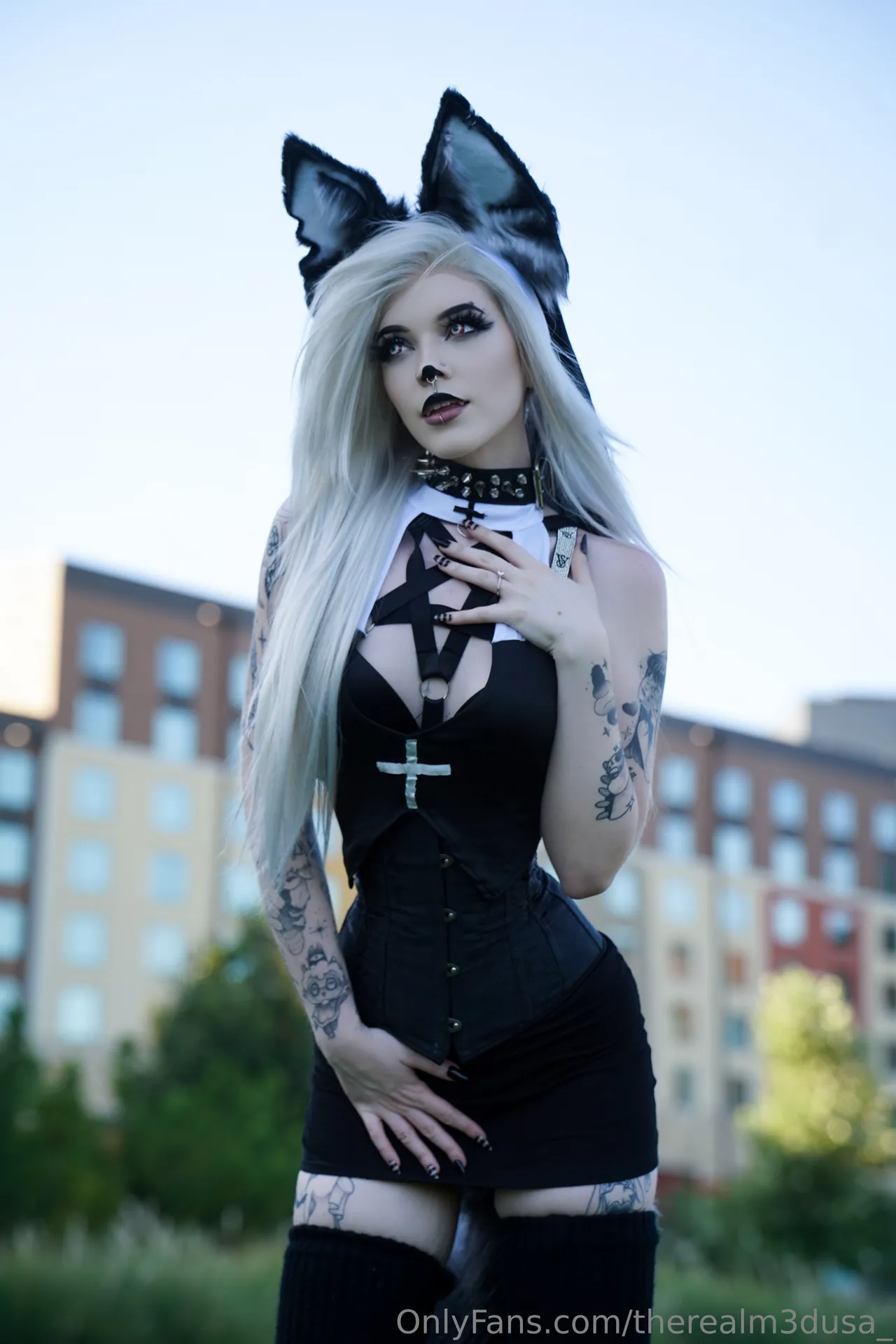 Medusa Black - Loona 4 Medusa Black - Loona 4