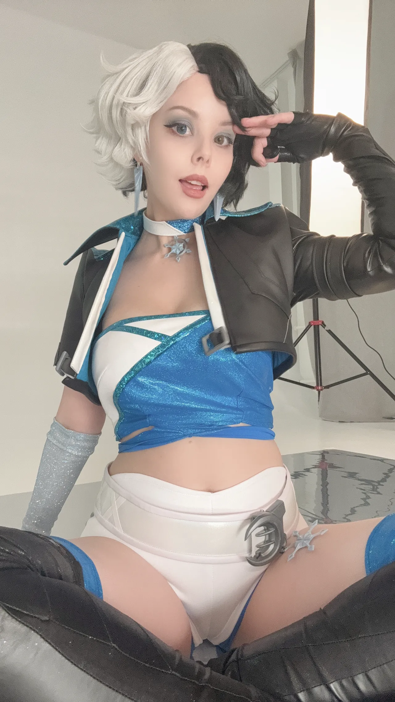 Helly Valentine - Luna Snow selfie Helly Valentine - Luna Snow selfie