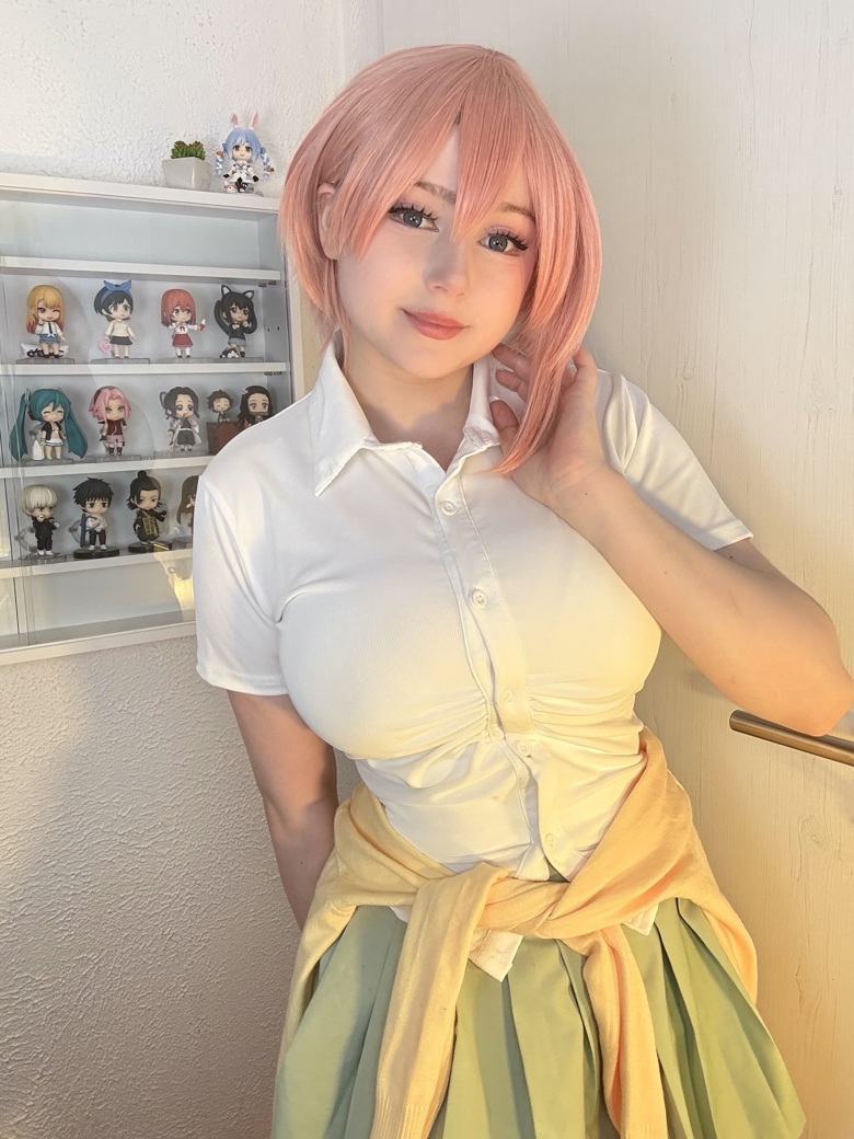 Upminaa - Ichika Upminaa - Ichika