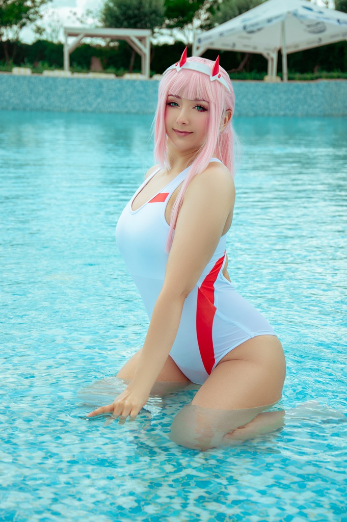 Aluctoria – Zero two Swimsuit Aluctoria – Zero two Swimsuit