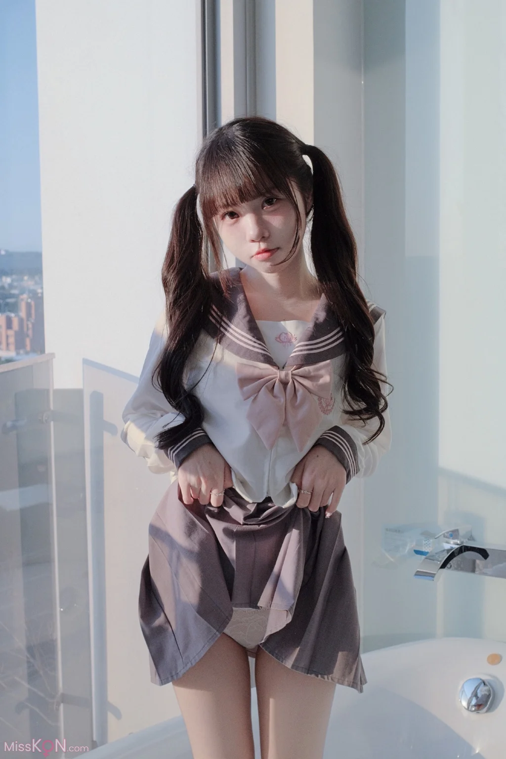Coser@ Coco Little White Rabbit: Private Time After School (48 photos) Coser@ Coco Little White Rabbit: Private Time After School (48 photos)