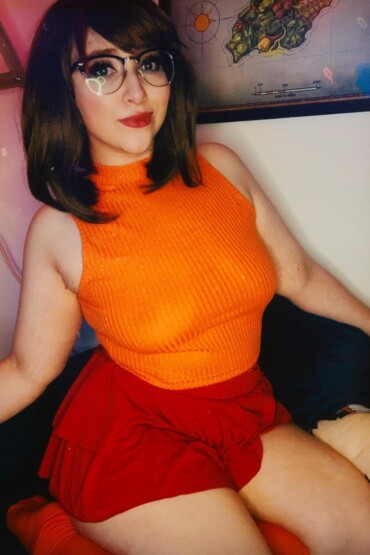 Velma Dinkley from Scooby-Doo by Cosplaying Cryptid 5 Velma Dinkley from Scooby-Doo by Cosplaying Cryptid