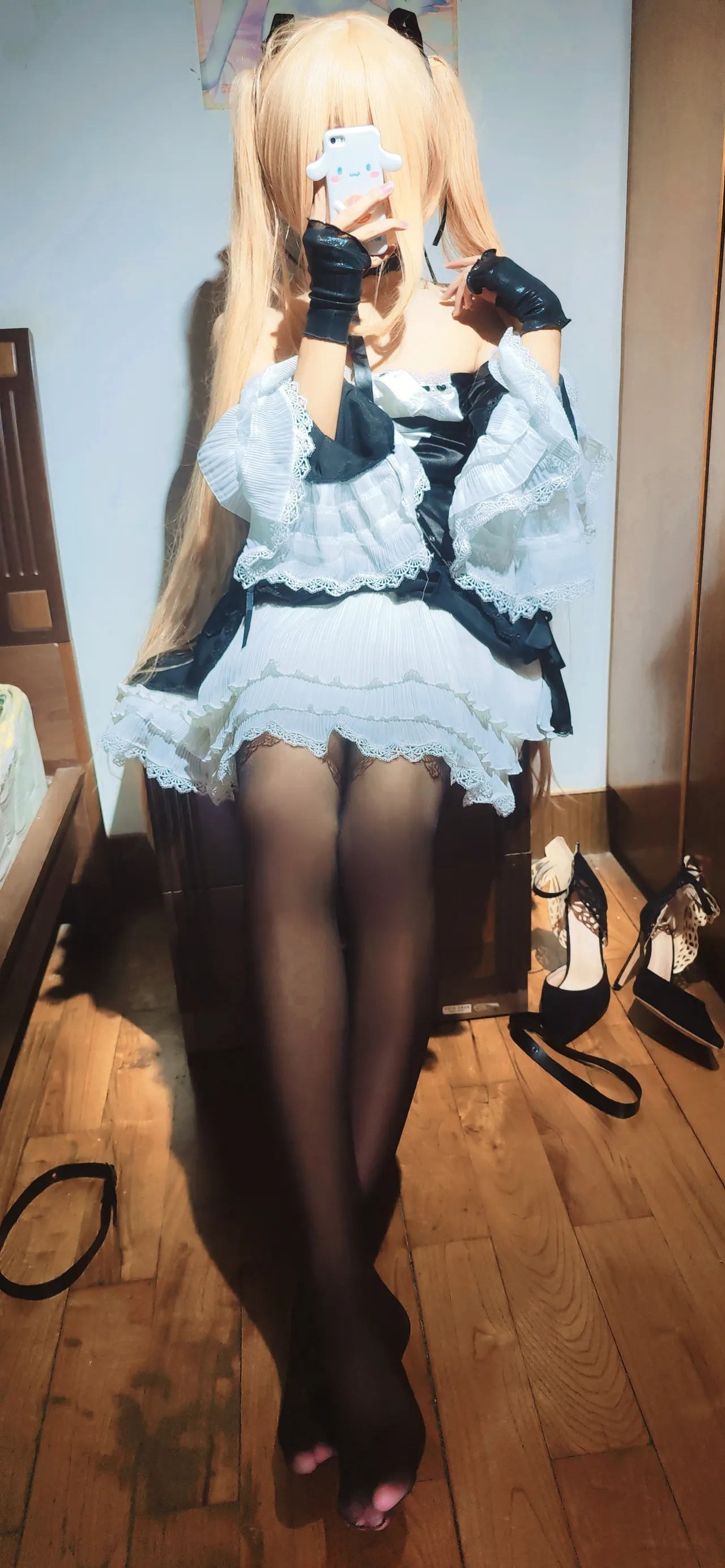 Mdrchyan - Marie Rose Mdrchyan - Marie Rose