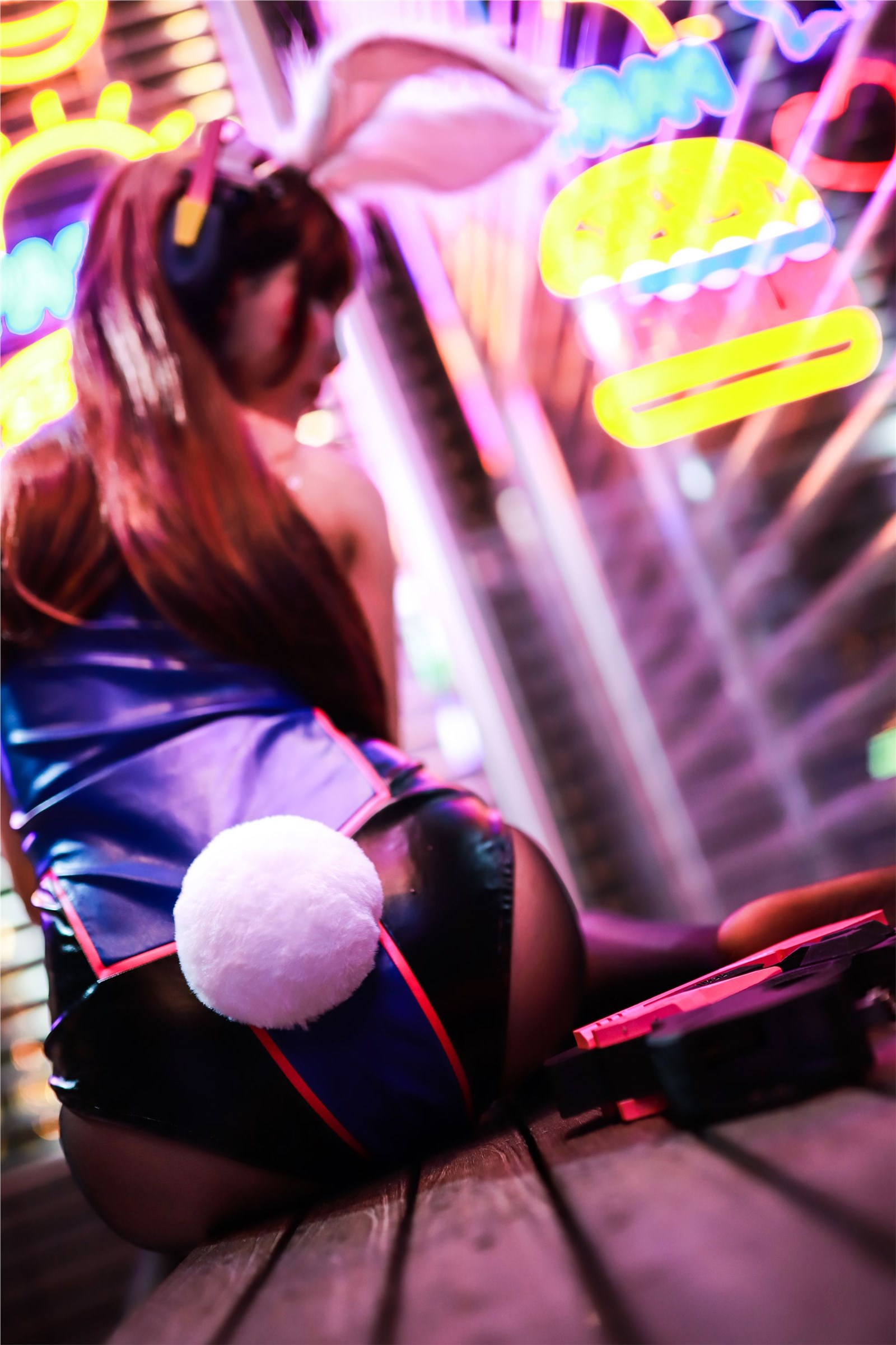 No.042 DVA 1 No.042 DVA 1