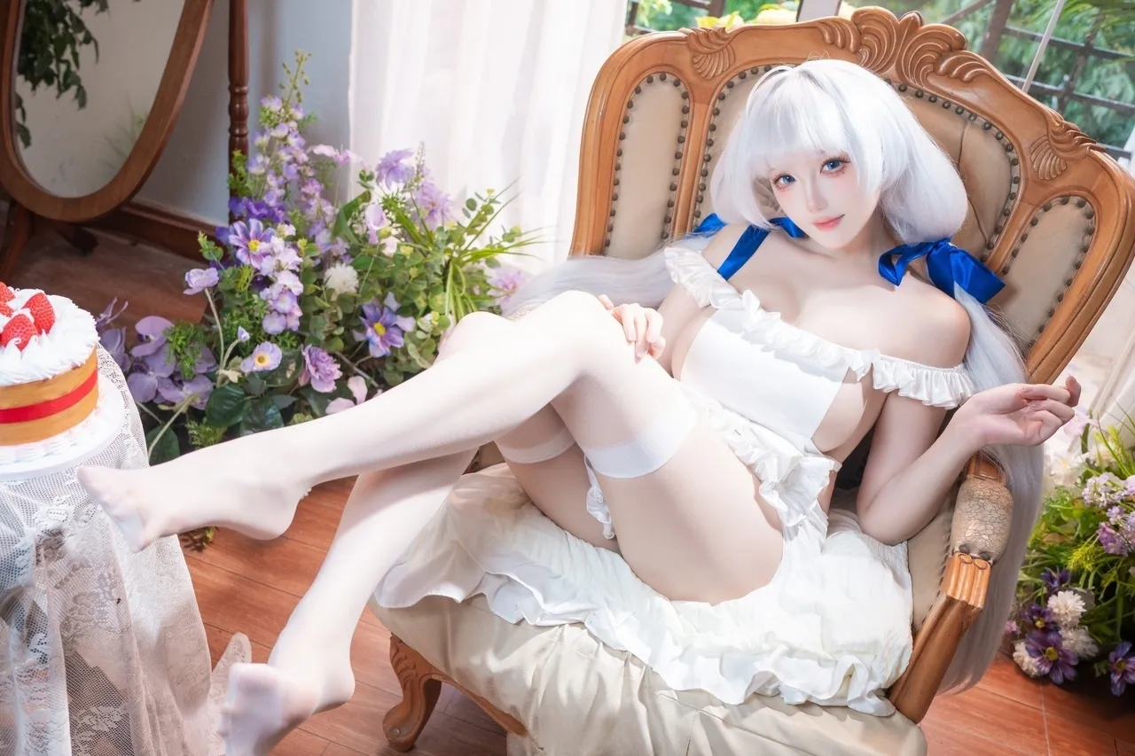 Gua Xi-chan - Azur Lane, Radiance, Sweetness Under the Glow Gua Xi-chan - Azur Lane, Radiance, Sweetness Under the Glow