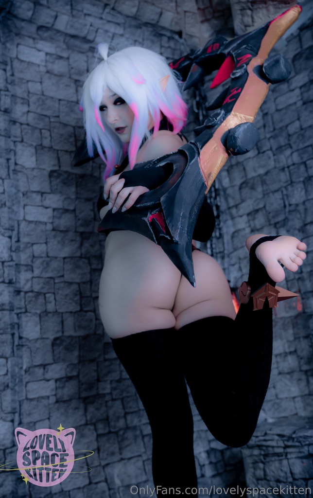 LovelySpaceKitten – Briar 1 LovelySpaceKitten – Briar 1