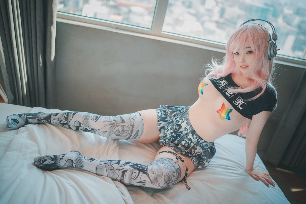 Bambi 밤비 – Sonic Micro-top Bambi 밤비 – Sonic Micro-top