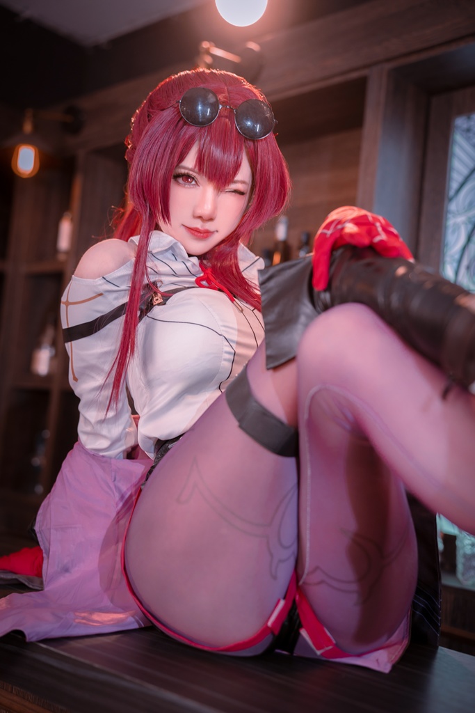 Sally Dorasnow – Kafka (Honkai: Star Rail) Sally Dorasnow – Kafka (Honkai: Star Rail)