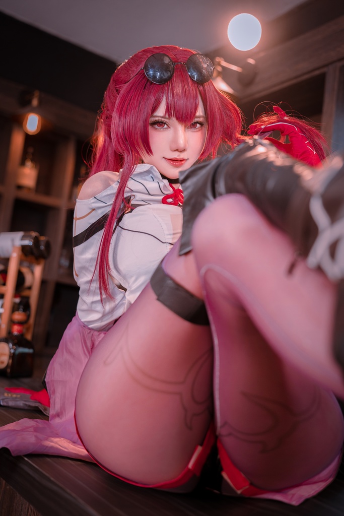 Sally Dorasnow – Kafka (Honkai: Star Rail) Sally Dorasnow – Kafka (Honkai: Star Rail)