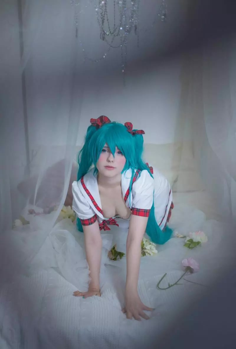 Saya Scarlet 2 Saya Scarlet 2