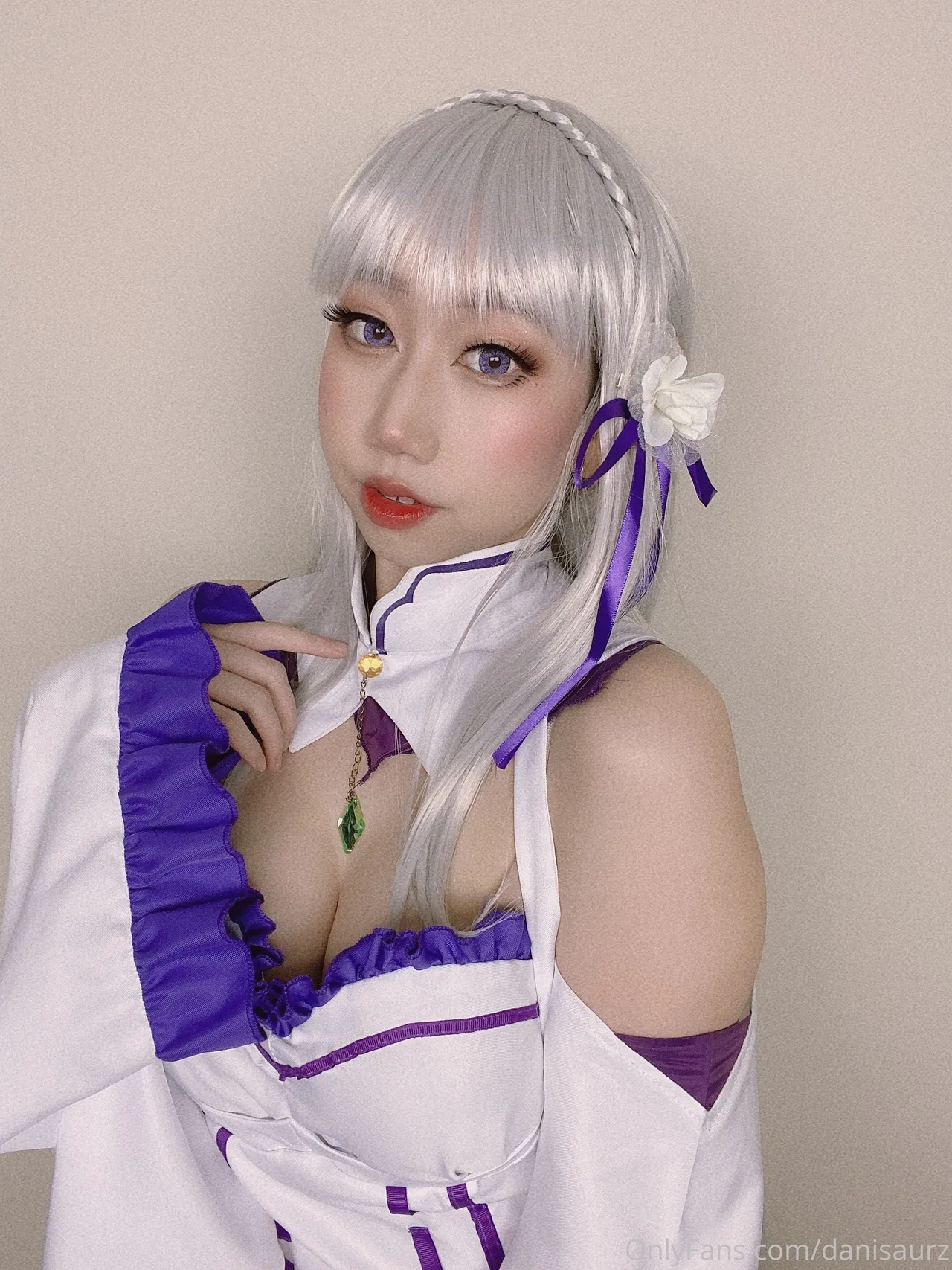 Danisaurz - Emilia Danisaurz - Emilia