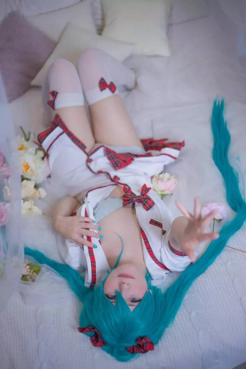Saya Scarlet 2 Saya Scarlet 2