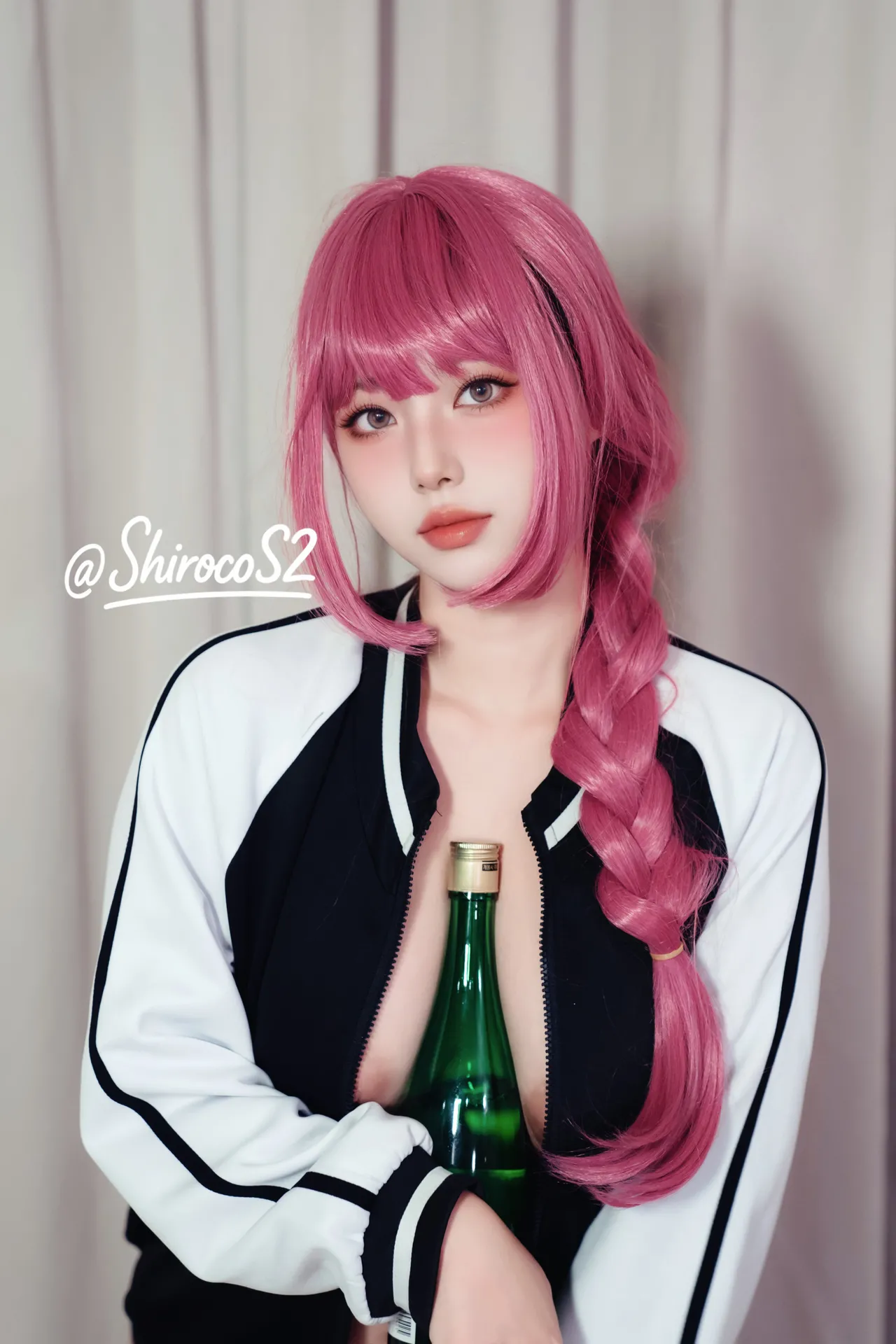 Shiro - Kikuri Shiro - Kikuri