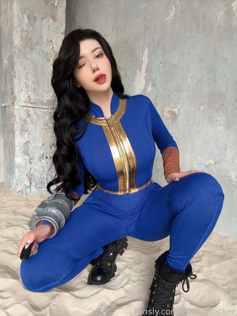 Alina Becker – Vault Dweller Alina Becker – Vault Dweller