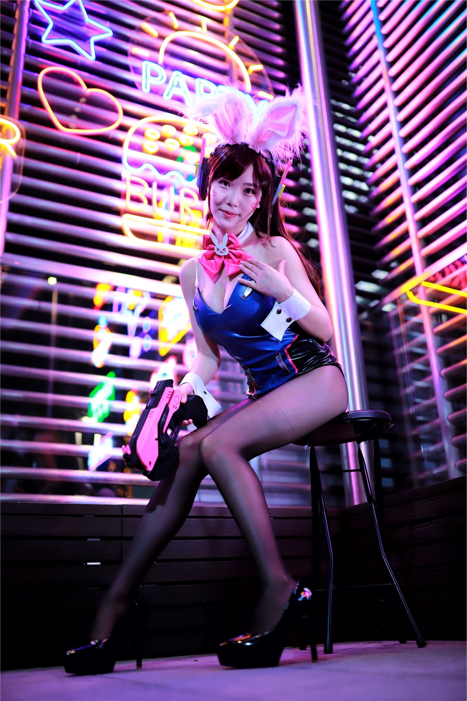 No.042 DVA 1 No.042 DVA 1