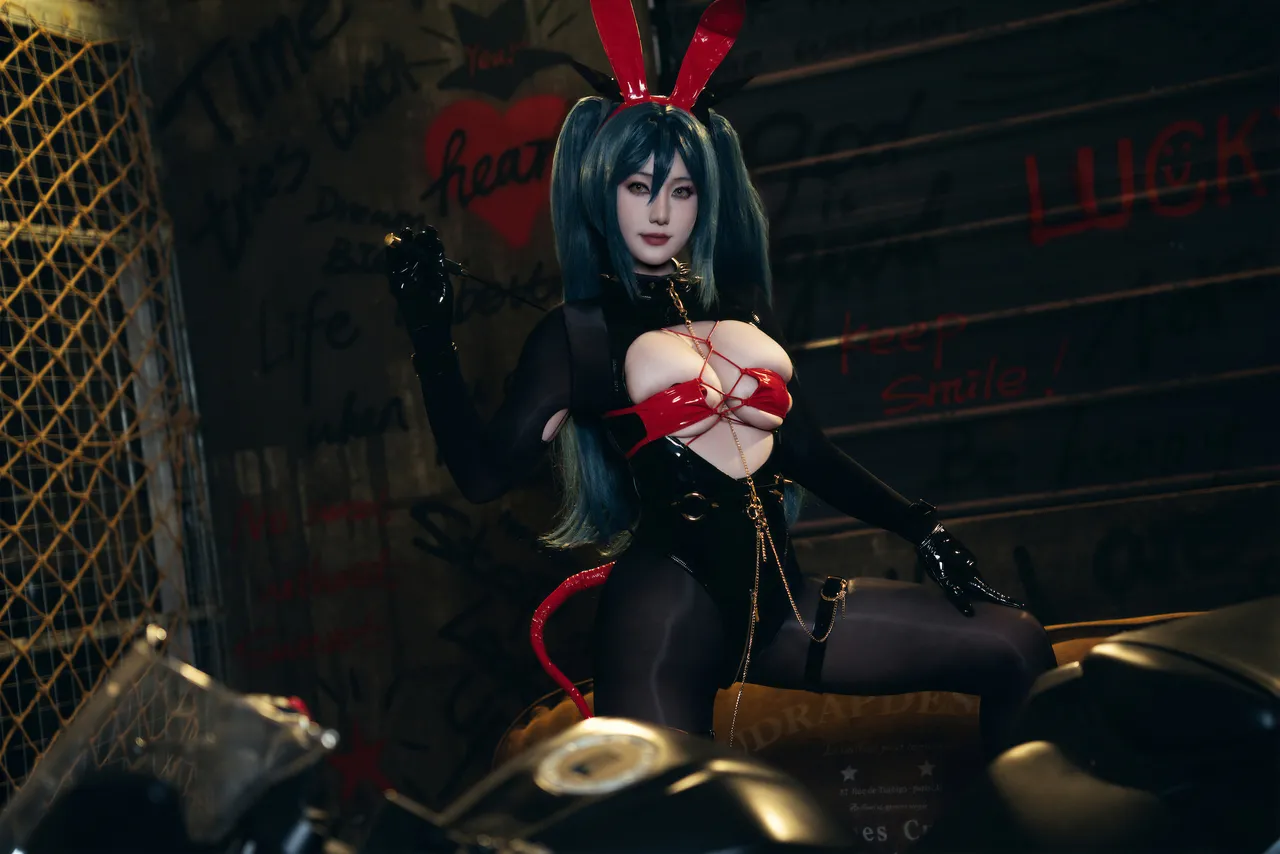 Xinglan is Lanlan, called Lanmei - Azur Lan Line, Regensburg, Bunny Girl Xinglan is Lanlan, called Lanmei - Azur Lan Line, Regensburg, Bunny Girl