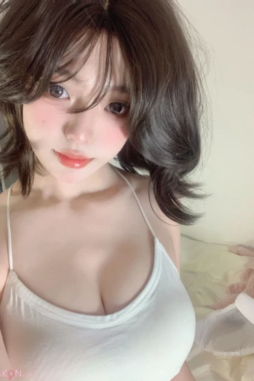 Coser@ Your True U: Stay-at-Home Girlfriend (99 photos + 1 video) 6 Coser@ Your True U: Stay-at-Home Girlfriend (99 photos + 1 video)