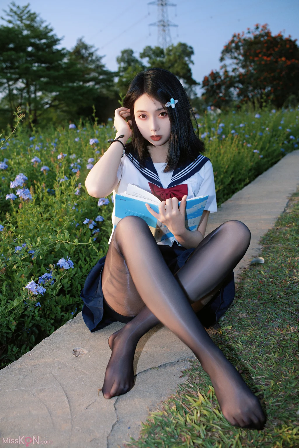Coser@ Seven Red Beans: Blue Flower JK (39 photos) Coser@ Seven Red Beans: Blue Flower JK (39 photos)