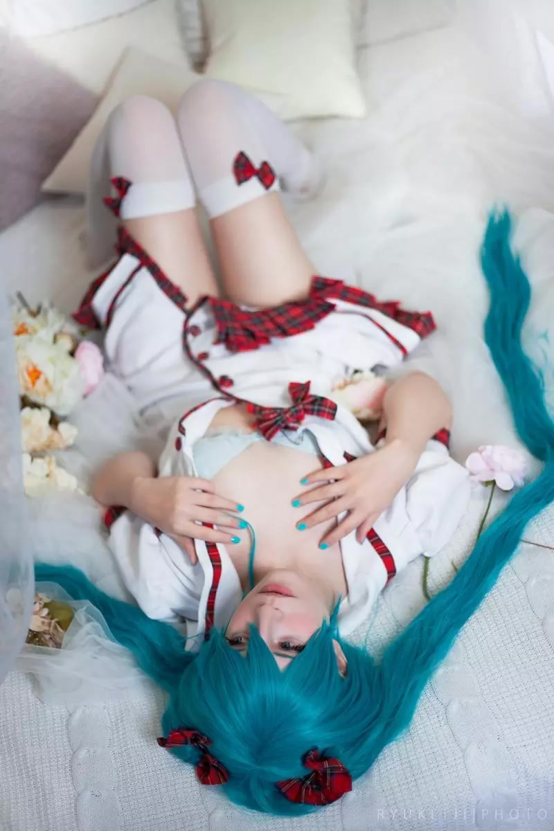 Saya Scarlet 2 Saya Scarlet 2