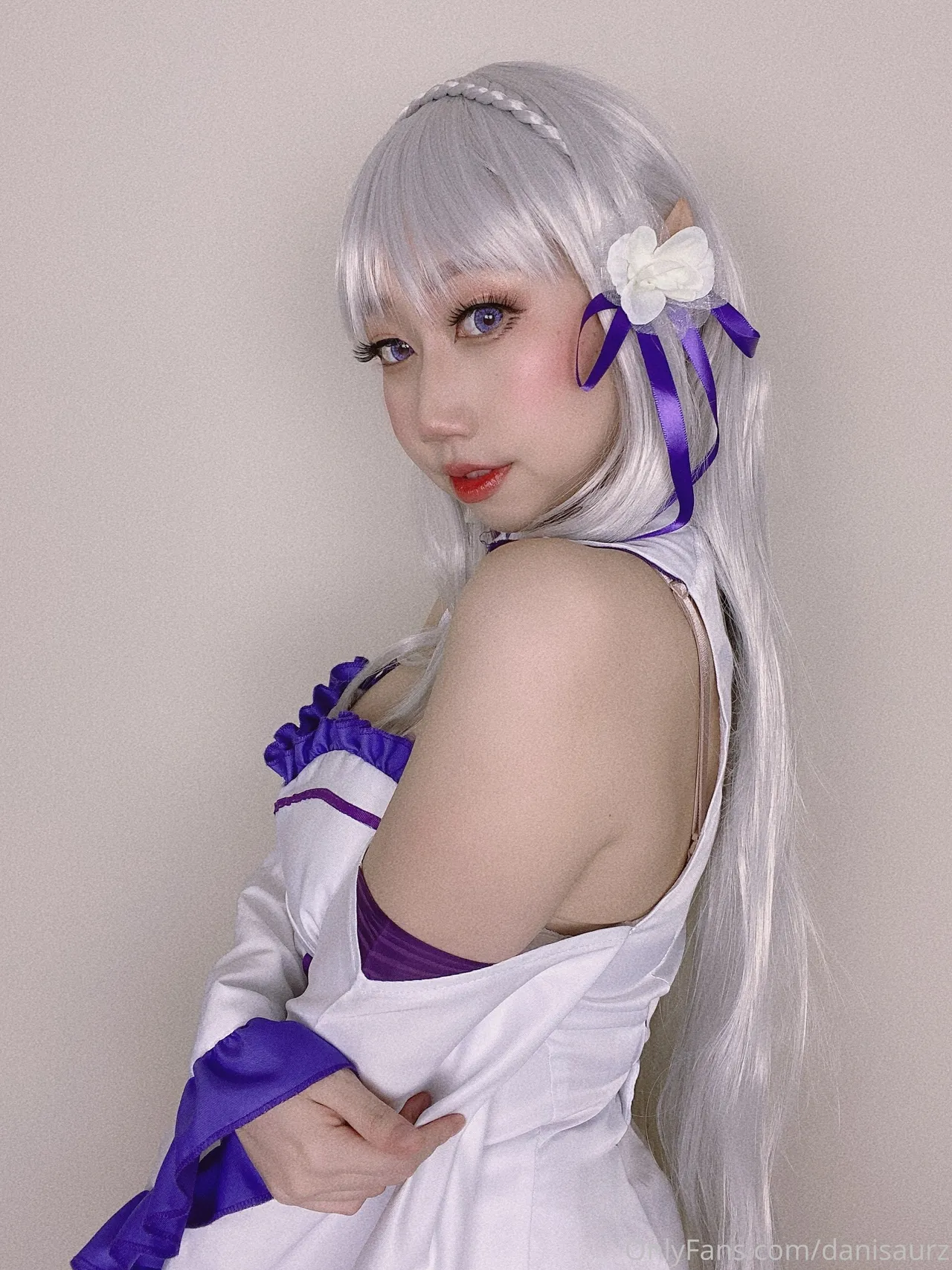 Danisaurz - Emilia Danisaurz - Emilia