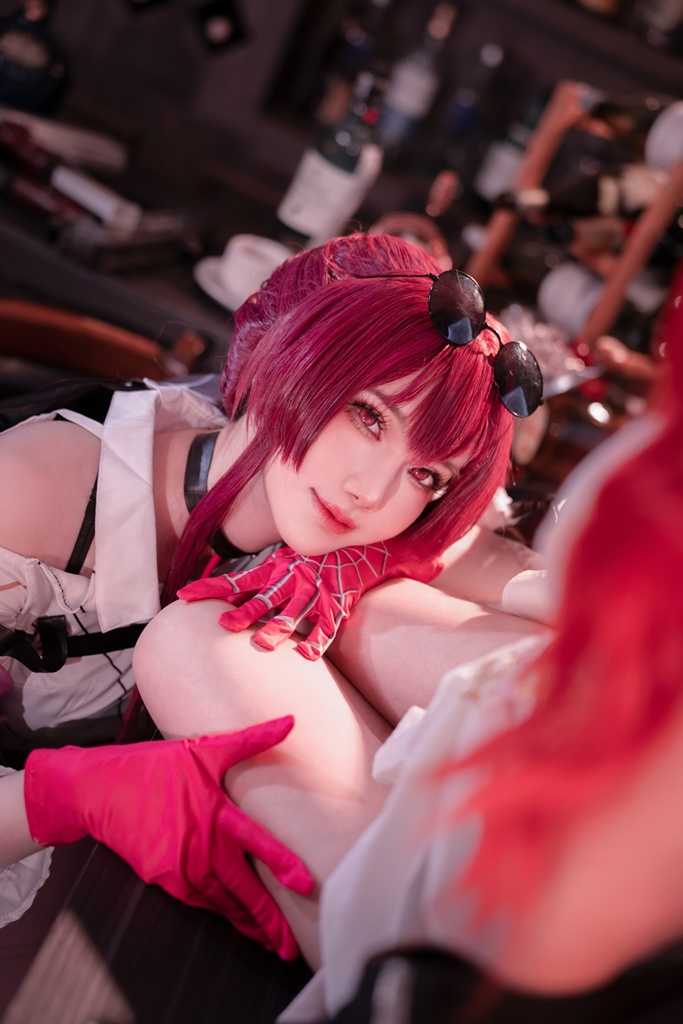 Sally Dorasnow – Kafka (Honkai: Star Rail) Sally Dorasnow – Kafka (Honkai: Star Rail)