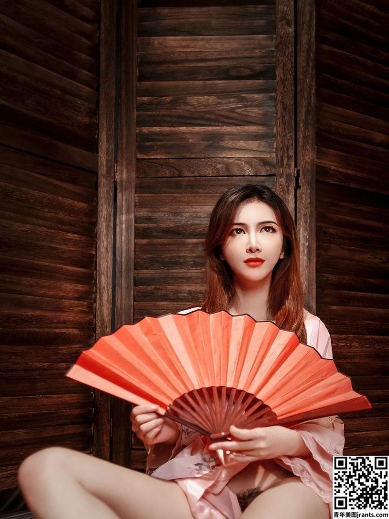 推特福利国内极品大长腿美模撸至深套图 推特福利国内极品大长腿美模撸至深套图