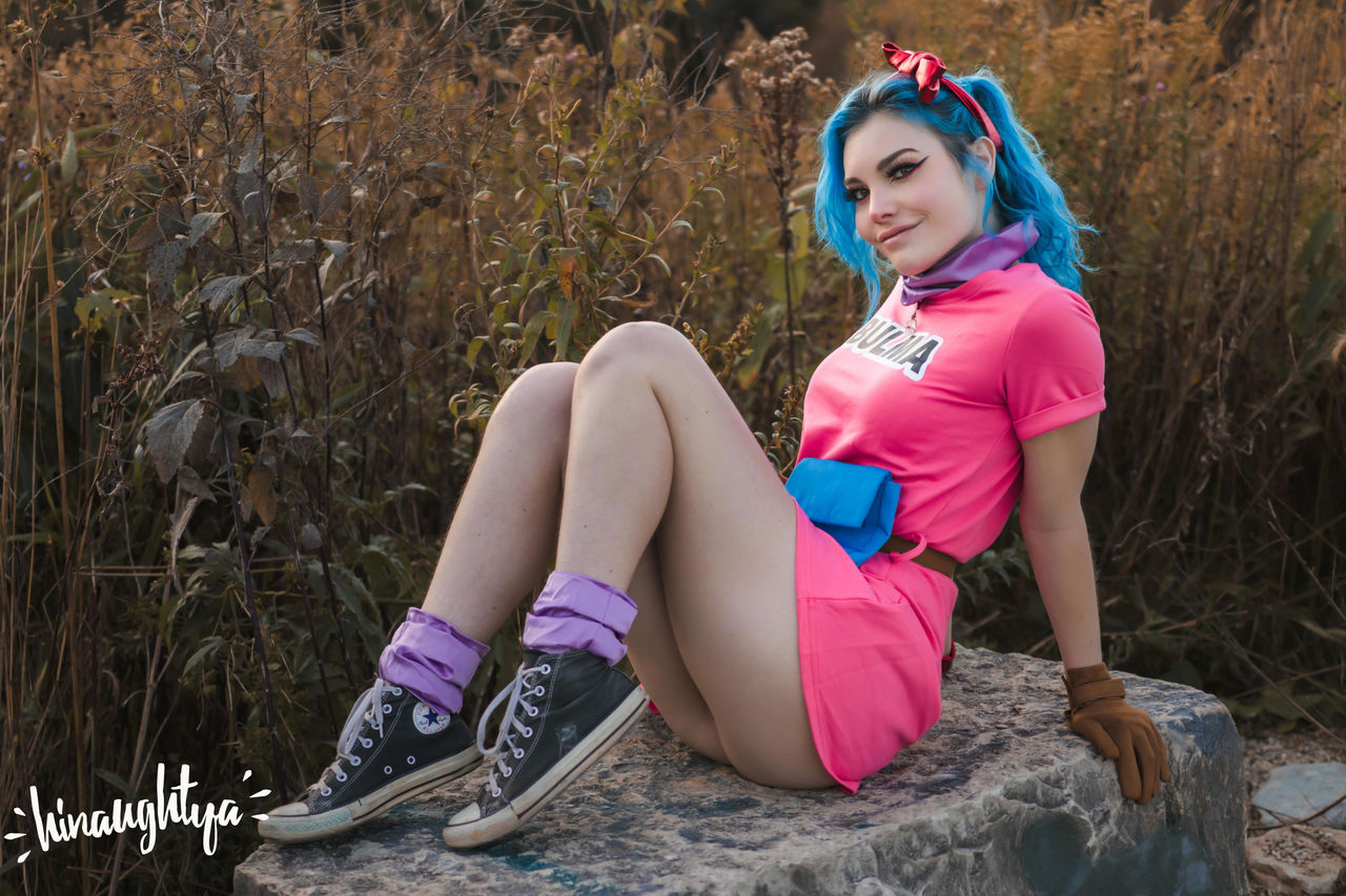 Hinaughtya - Bulma Hinaughtya - Bulma